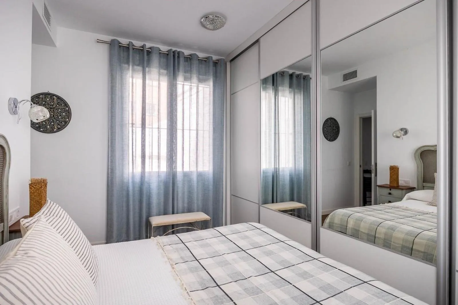 Apartamentos Poemas & Rimas De Becquer 세비야